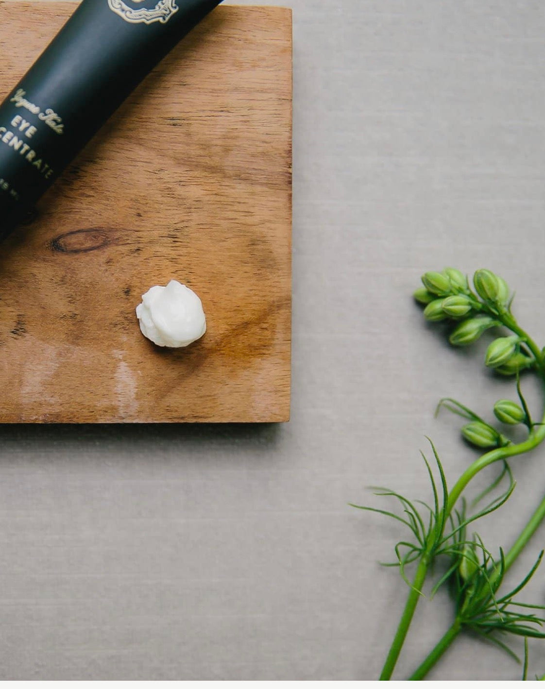 Yogurt Kale Eye Concentrate